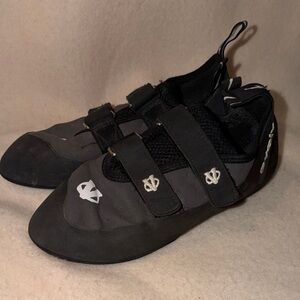 Evolv Rock Climbing Shoes Trax Rubber Men’s Size 9.5